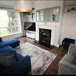 Appartamento Stylish Spacious 4 Bedroom House
